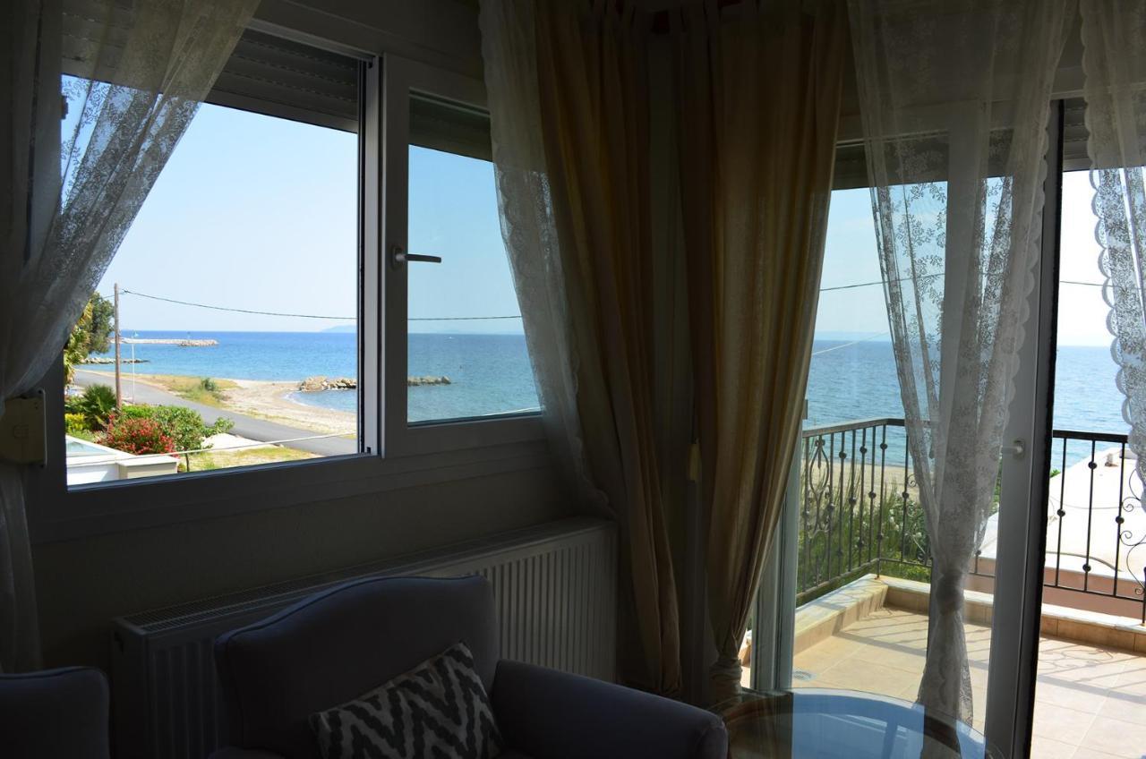 Lemon Beach Front Apartment, Nikiti Exterior photo
