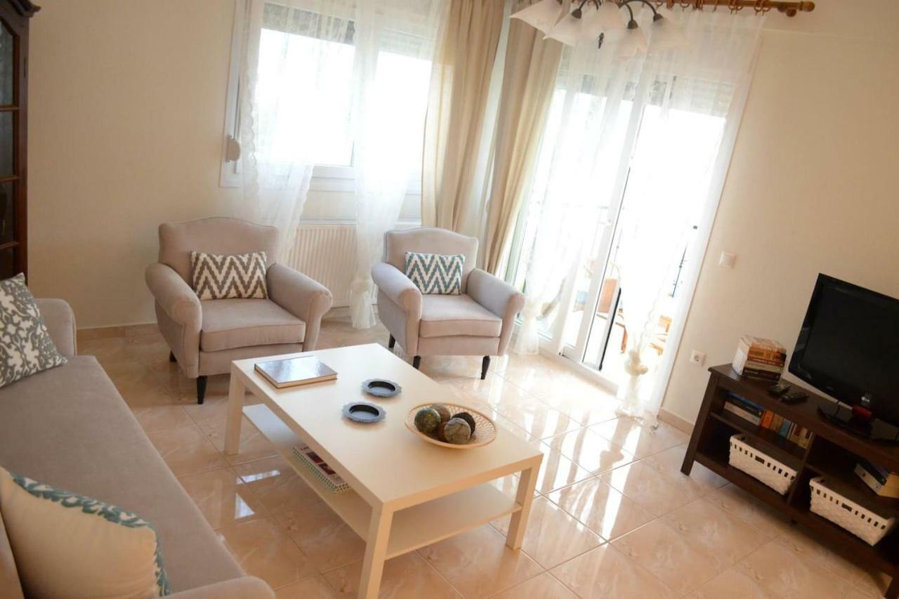 Lemon Beach Front Apartment, Nikiti Exterior photo